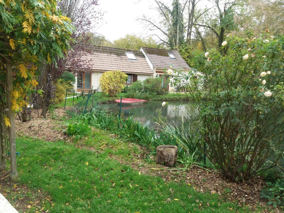 La Petite Campagne Bed & Breakfast Blaru Exterior photo