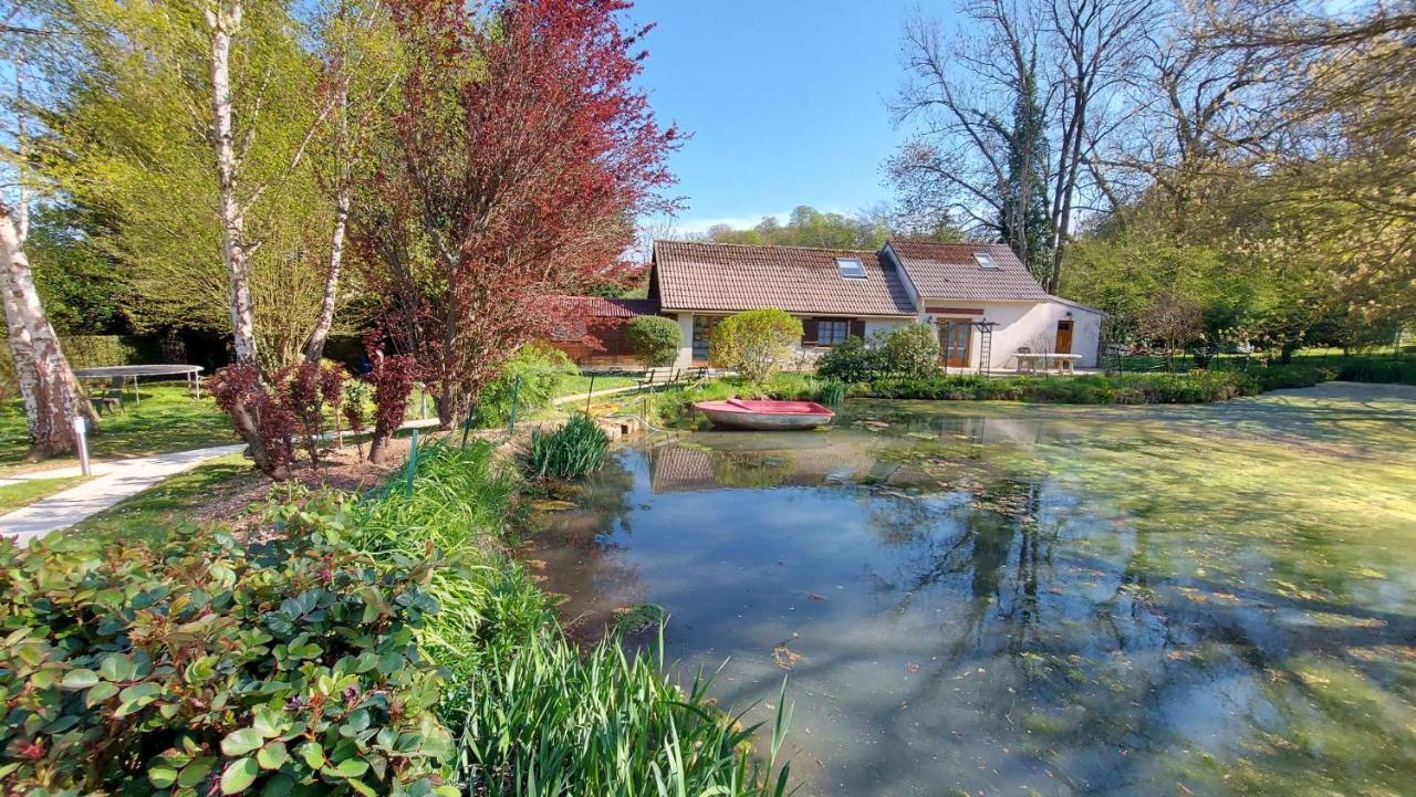 La Petite Campagne Bed & Breakfast Blaru Exterior photo